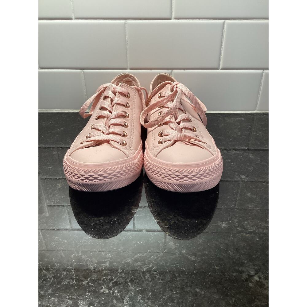 Converse Women Leather Chuck Taylor All Star Low Lux Sneaker Shoes Pink MEN5/WO7 - Picture 2 of 10